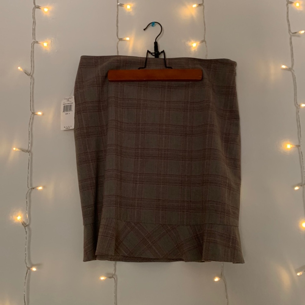 Pink/ gray plaid skirt